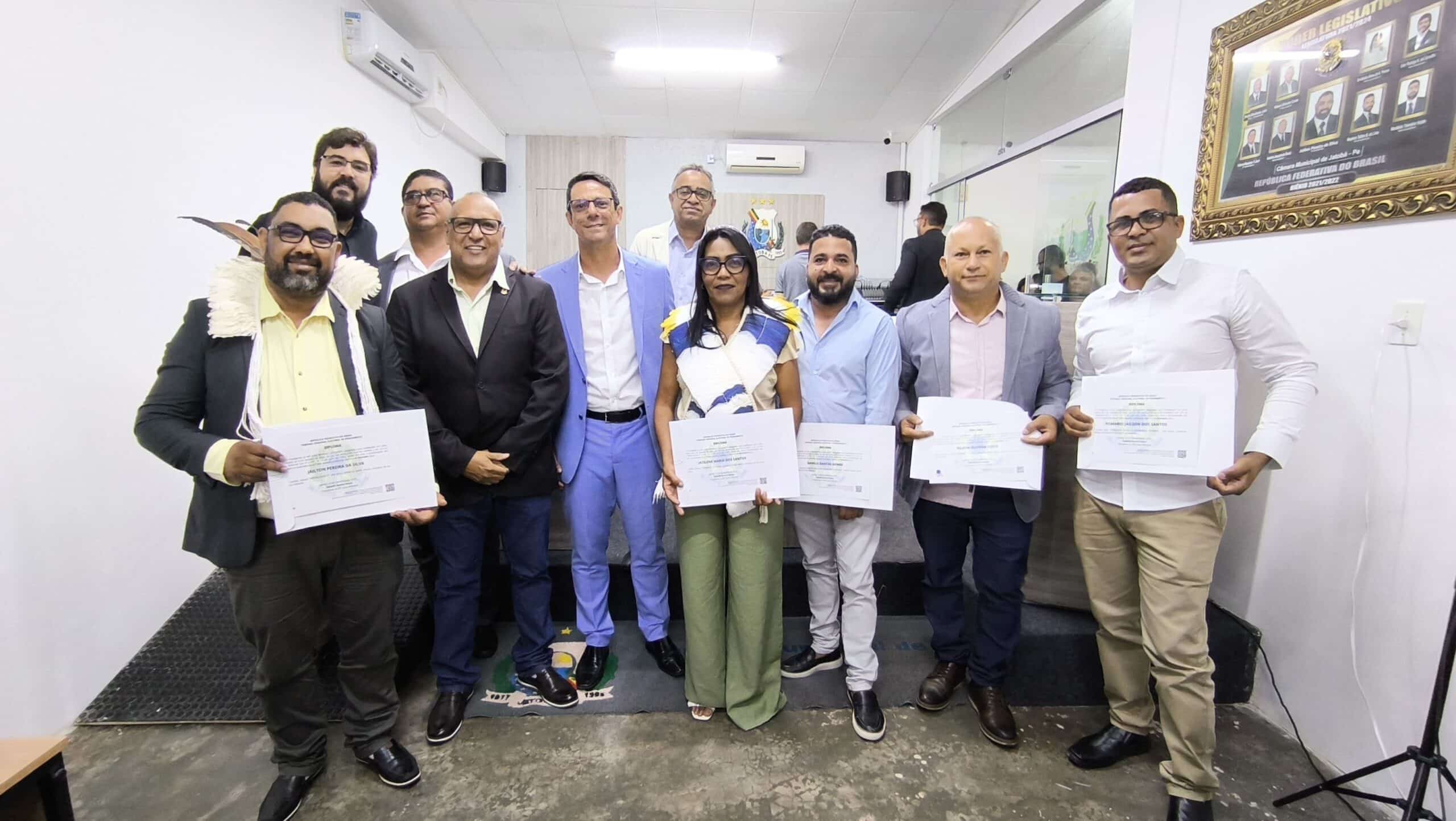 JATOBÁ: Prefeito Rogério Ferreira, Vice Eraldinho e Vereadores eleitos foram diplomados; Fotos e Vídeo