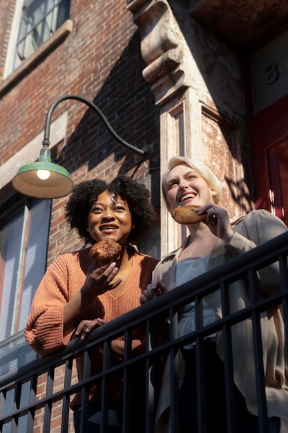 Aumente a Segurança da Sua Rua em 2025: Guia Comunitário Essencial