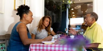 Como Organizar um Evento Comunitário de Sucesso com Orçamento Limitado - Cover Image