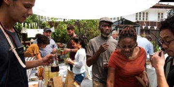 Guia Prático: Como Implementar um Programa de Reciclagem Eficiente - Cover Image