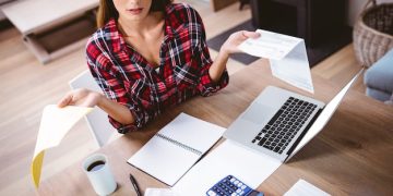 Imposto de Renda 2025: Guia Completo de Prazos, Deduções e Novidades - Cover Image