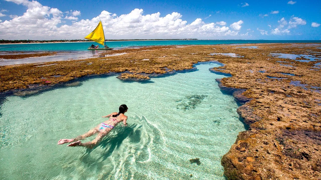 Um paraíso no Nordeste! Conheça esse lugar de praias deslumbrantes e águas cristalinas!